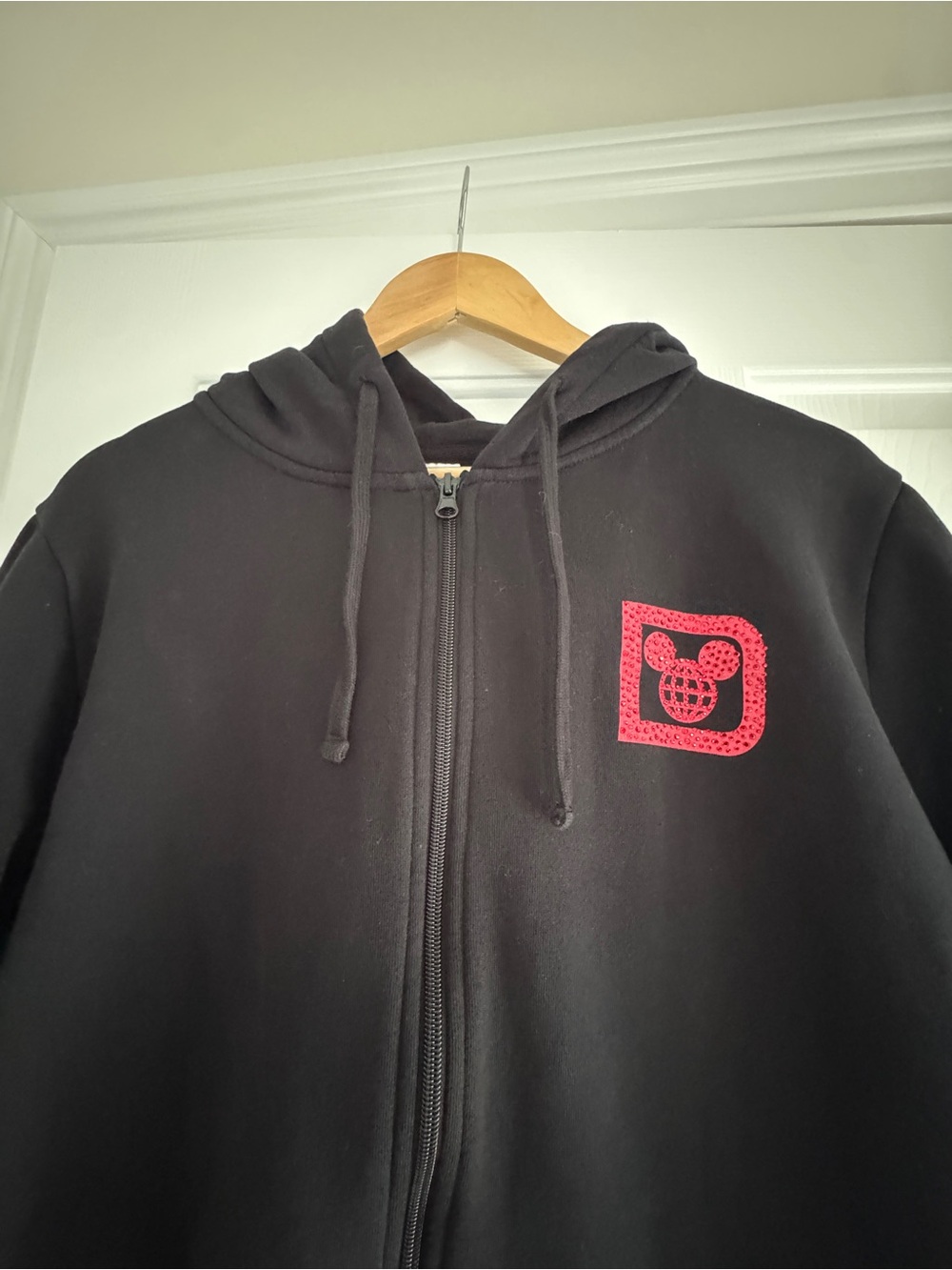 Walt Disney World Minnie Mouse Black Rhinestone zip-Up Hoodie size 1X - Picture 3 of 11